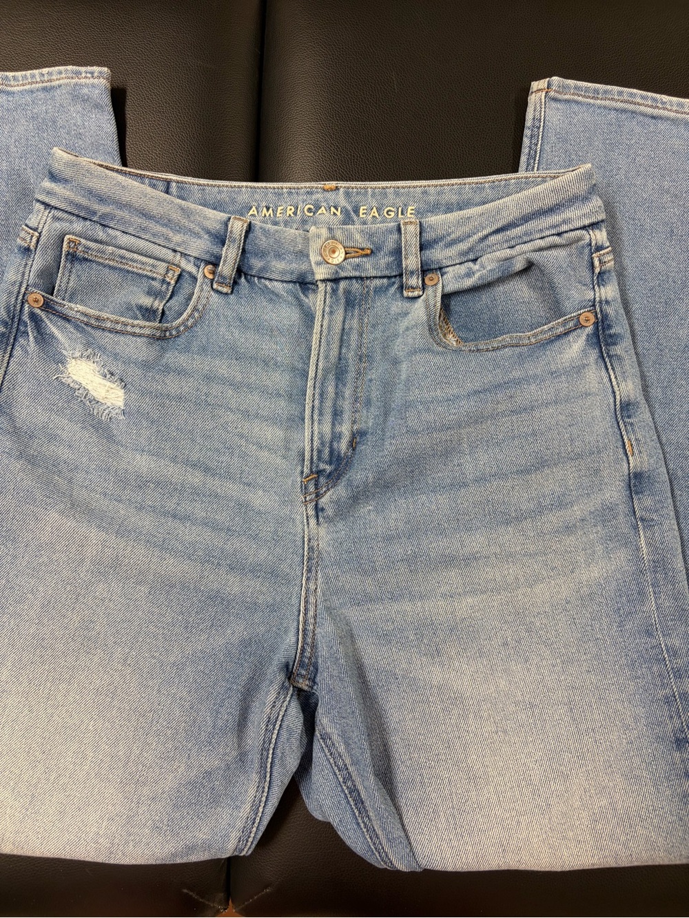 American Eagle Outfitters Curvy Mom Jeans
